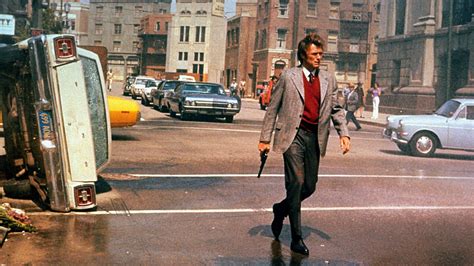 Dirty Harry – Một kẻ cảnh sát bướng bỉnh chống lại một tên khủng bố tàn ác!